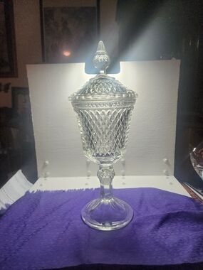 Vintage Indiana Glass Diamond Pount Apothecary Jar With Lid